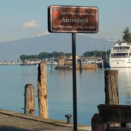 Peschiera Daire